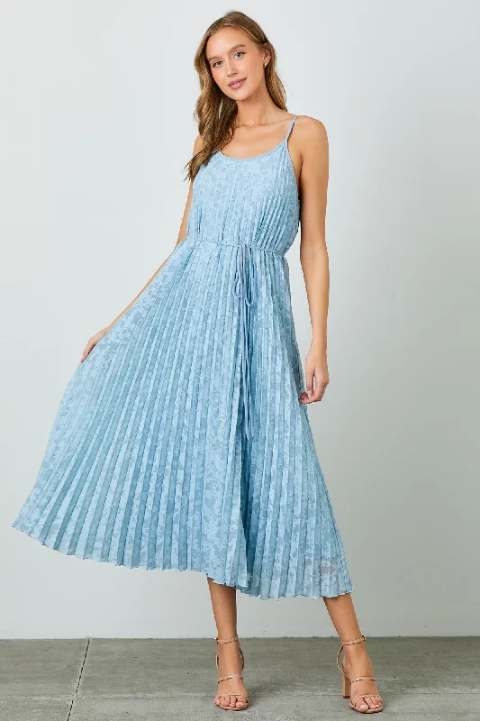 ladies-maxi-dress-lapis-lush-Light Blue Floral Pleated Maxi Dress