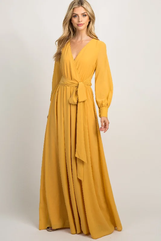 ladies-maxi-dress-photo-petal-Yellow Chiffon Long Sleeve Pleated Maxi Dress